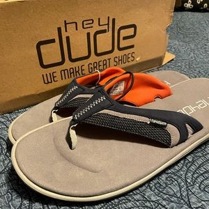 Hey Dude Flip flops sz 12